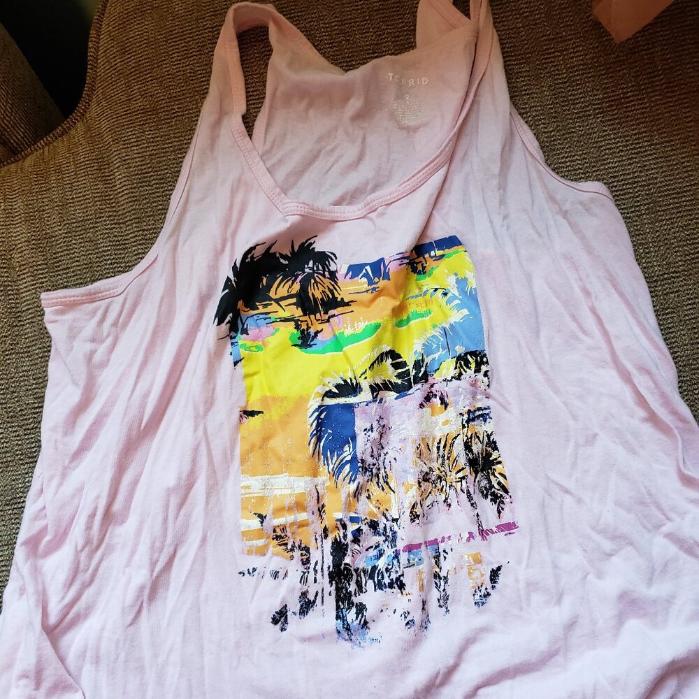 Torrid Active Palm Tree Pink Tank 2 - Picture 2 of 4